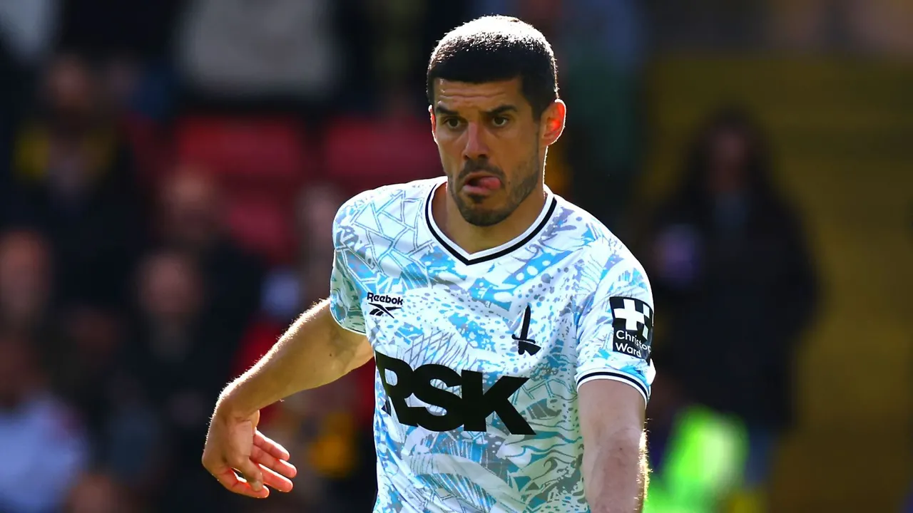 خروج لاعب ريكسهام كونور كودي من المستشفى بعد أن “فقد وعيه” إثر تسديدة خلال مباراة تشارلتون